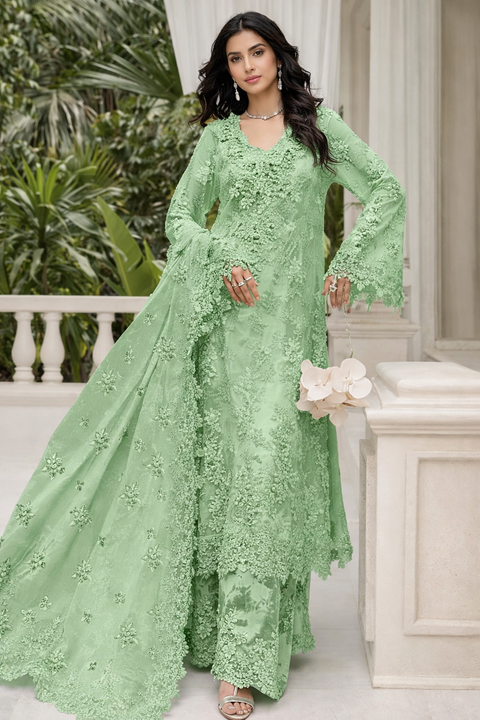 Luxury Lawn Maria B – Premium Designer Collection